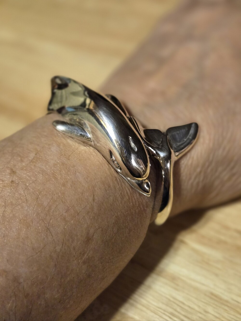 Beautiful Vintage Sterling Silver Dolphin Bracelet